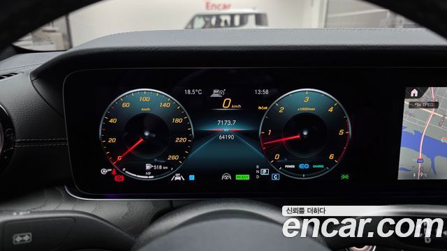Mercedes-Benz CLS-Class 2023 — photo 11