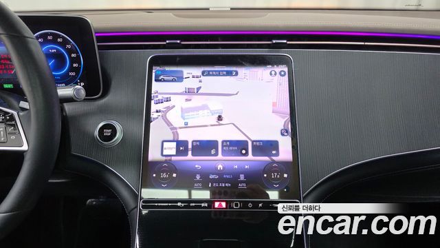 Mercedes-Benz EQS 2023 — photo 18