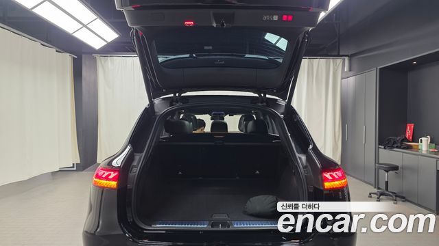 Mercedes-Benz EQS 2023 — photo 22