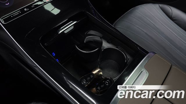 Mercedes-Benz EQS 2023 — photo 25