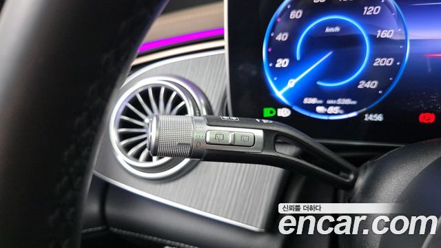 Mercedes-Benz EQS 2023 — photo 27