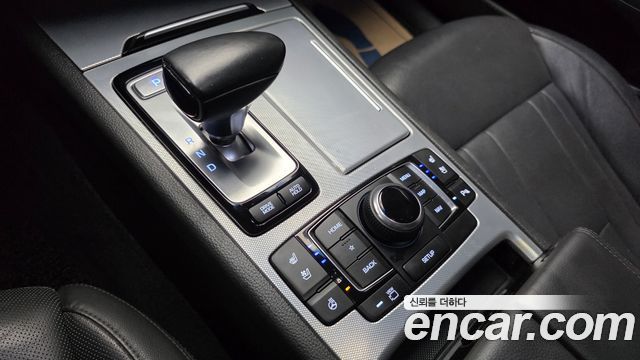Genesis G80 2019 — photo 12