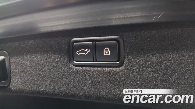 Genesis G80 2019 — photo 32
