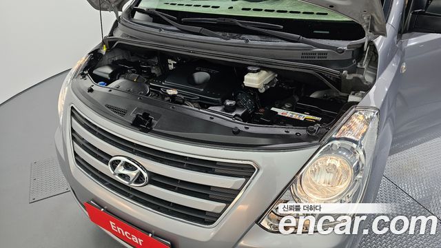 Hyundai Starex 2017 — photo 6