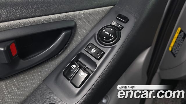 Hyundai Starex 2017 — photo 12
