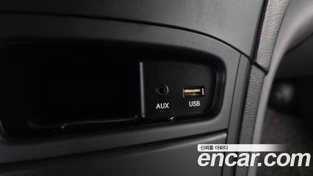 Hyundai Starex 2017 — photo 17