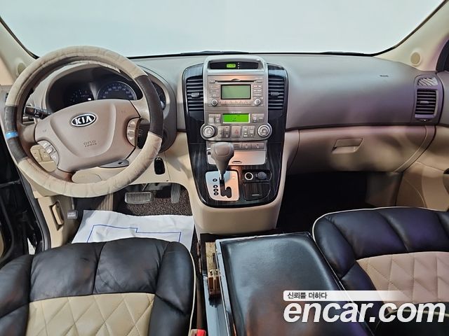 Kia Canival 2012 — photo 5
