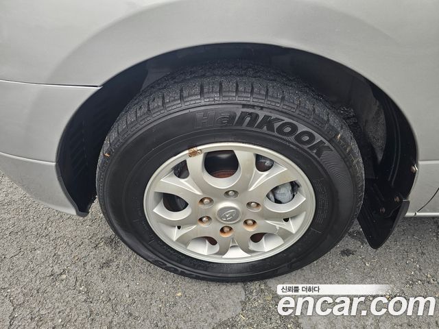 Hyundai Starex 2010 — photo 10