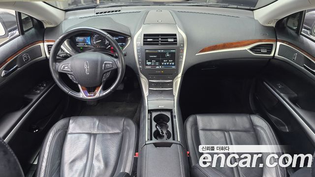 Lincoln MKZ 2016 — photo 7