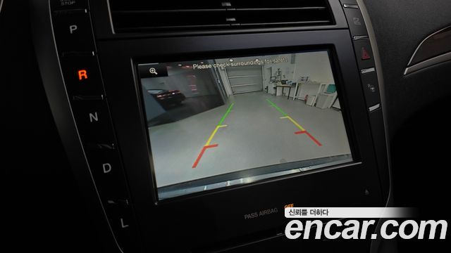 Lincoln MKZ 2016 — photo 14