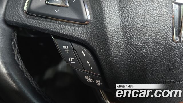 Lincoln MKZ 2016 — photo 17