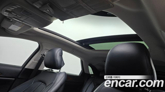 Lincoln MKZ 2016 — photo 18