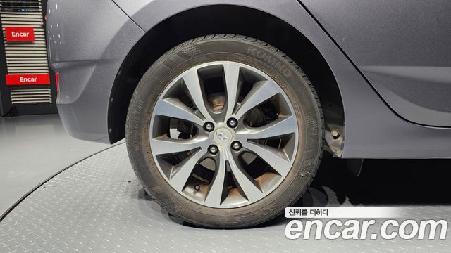 Hyundai Accent 2015 — photo 5