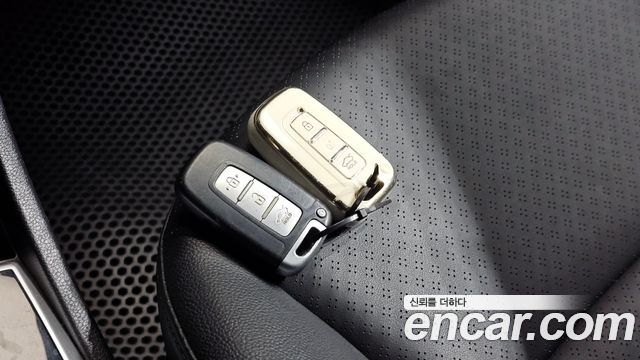 Hyundai Accent 2015 — photo 25