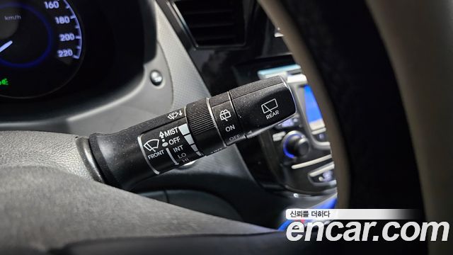 Hyundai Accent 2015 — photo 30