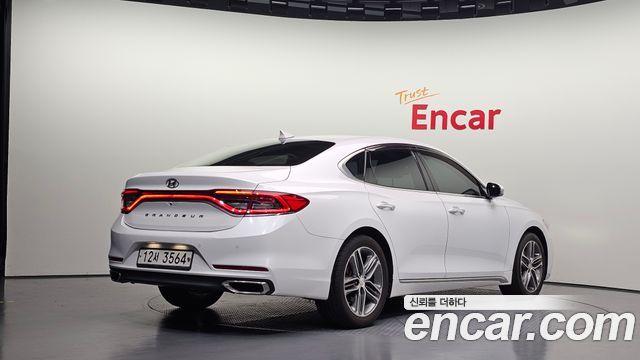 Hyundai Grandeur 2018 — photo 2