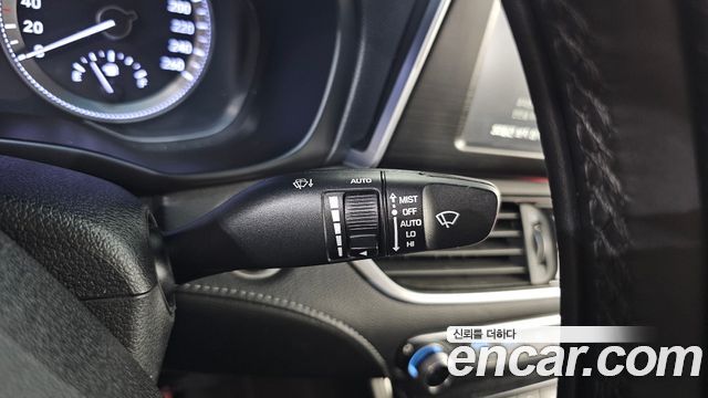 Hyundai Grandeur 2018 — photo 14