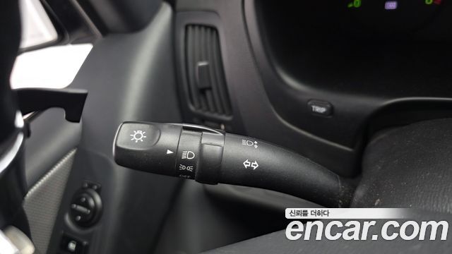 Hyundai Starex 2011 — photo 15