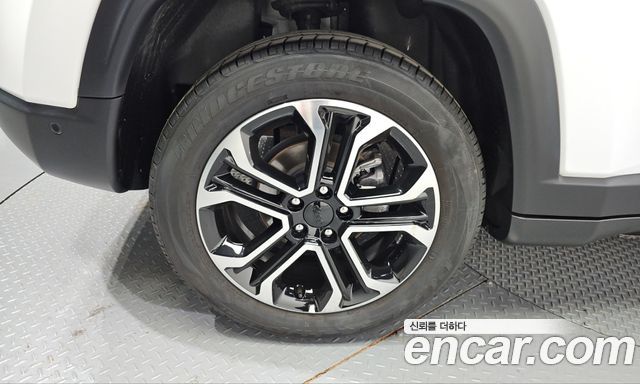 Jeep Compass 2022 — photo 5