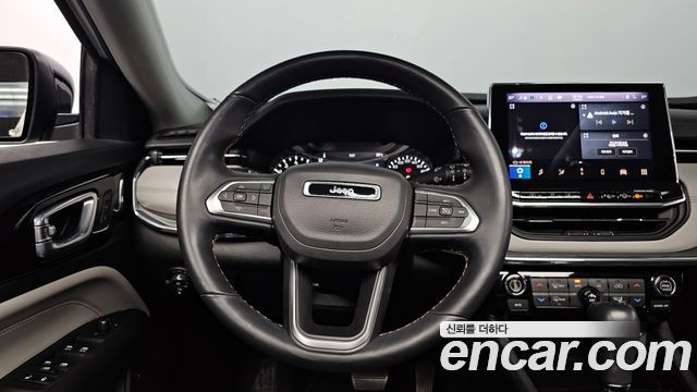 Jeep Compass 2022 — photo 18