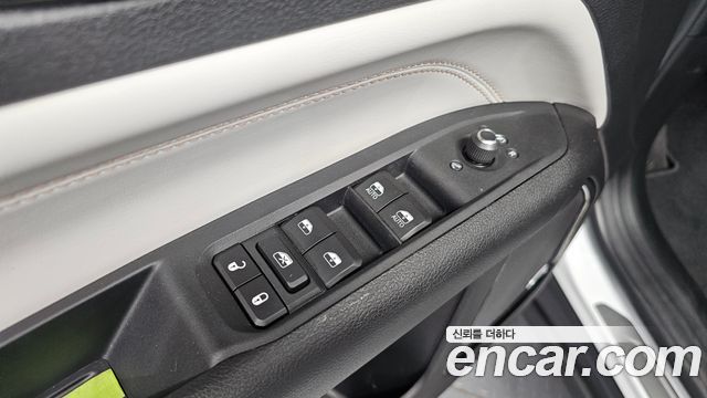 Jeep Compass 2022 — photo 27