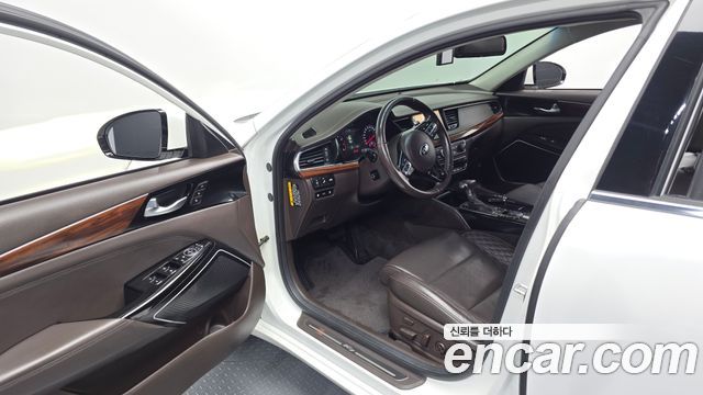Kia K7 2017 — photo 13