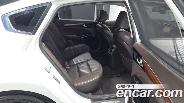 Kia K7 2017 — photo 17