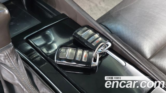 Kia K7 2017 — photo 23