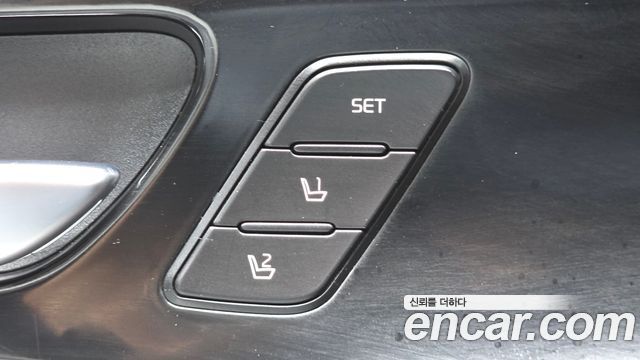 Kia K7 2017 — photo 34