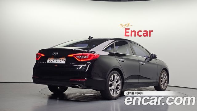 Hyundai Sonata 2017 — photo 2