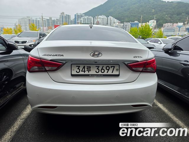 Hyundai Sonata 2014 — photo 4