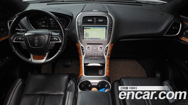 Lincoln Nautilus 2020 — photo 10