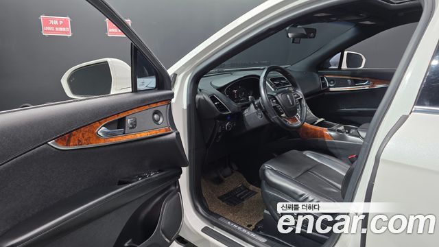 Lincoln Nautilus 2020 — photo 13