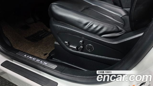 Lincoln Nautilus 2020 — photo 34
