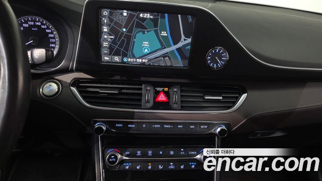 Hyundai Grandeur 2019 — photo 18