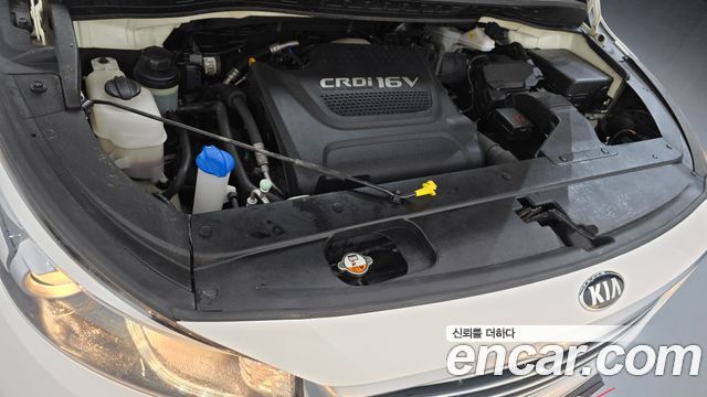 Kia Canival 2015 — photo 6