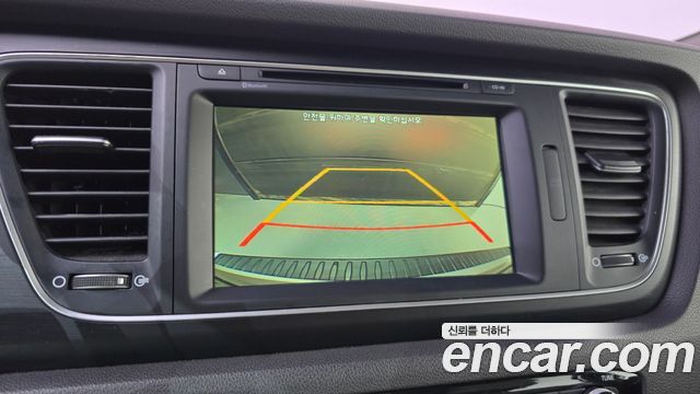 Kia Canival 2015 — photo 20