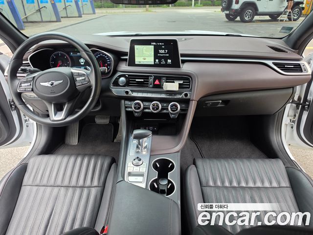 Genesis G70 2019 — photo 7