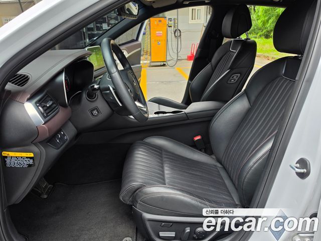 Genesis G70 2019 — photo 11