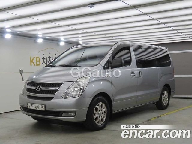 Hyundai Starex 2013 — photo 1