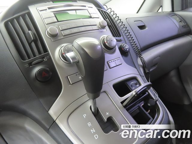 Hyundai Starex 2013 — photo 12