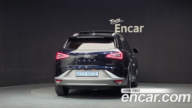 Hyundai Nexo 2023 — photo 4
