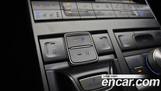 Hyundai Nexo 2023 — photo 9