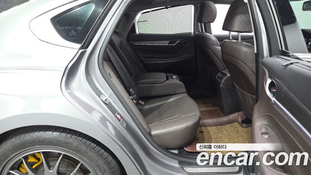 Hyundai Grandeur 2017 — photo 17