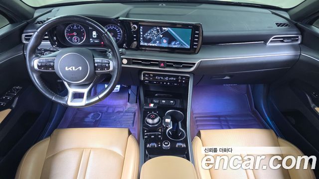 Kia K5 2022 — photo 10