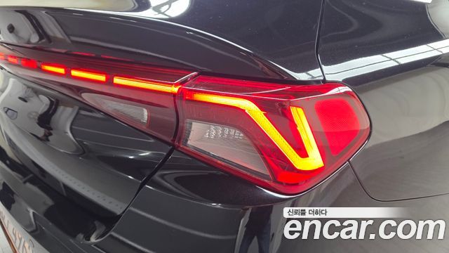 Kia K5 2022 — photo 9