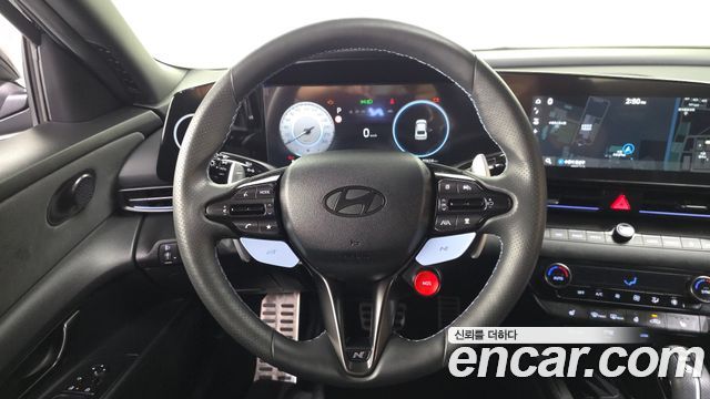 Hyundai AVANTE 2024 — photo 19
