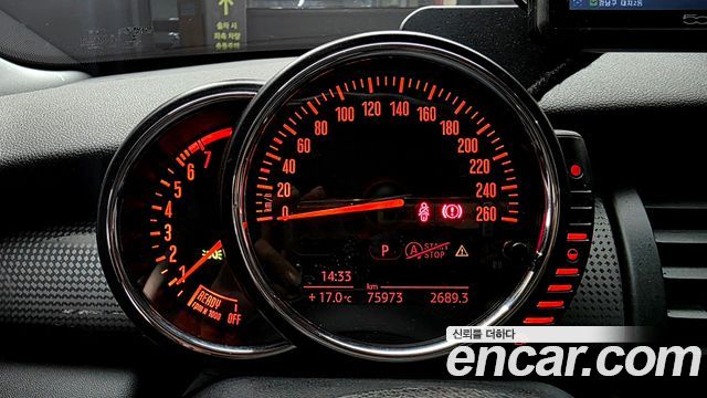 Mini Cooper 2015 — photo 8