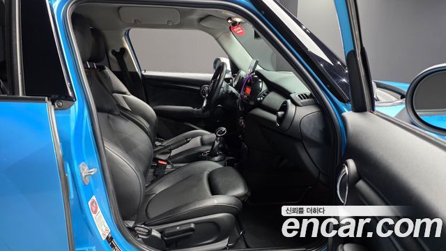 Mini Cooper 2015 — photo 12