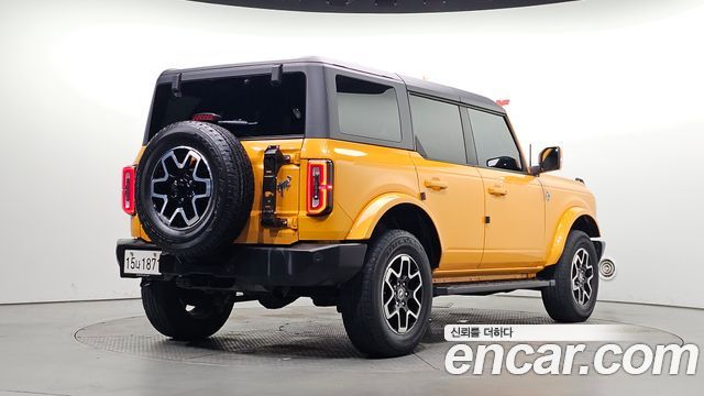 Ford Bronco 2022 — photo 2